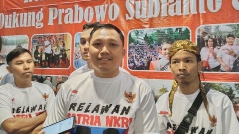 Relawan Ganjar di Jabar Pindah Haluan dukung Prabowo Usai Foto Maruarar Hilang